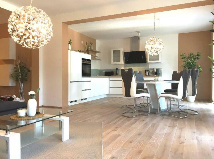 Koblenz Sued Exklusive Und Zentrale Designer Wohnung 外观 照片