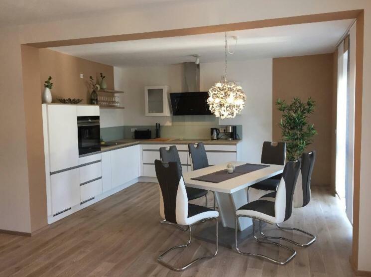 Koblenz Sued Exklusive Und Zentrale Designer Wohnung 外观 照片
